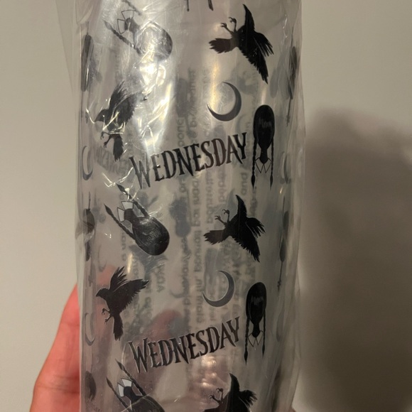 New Wednesday Icons Pattern Can Cup - Picture 2 of 3